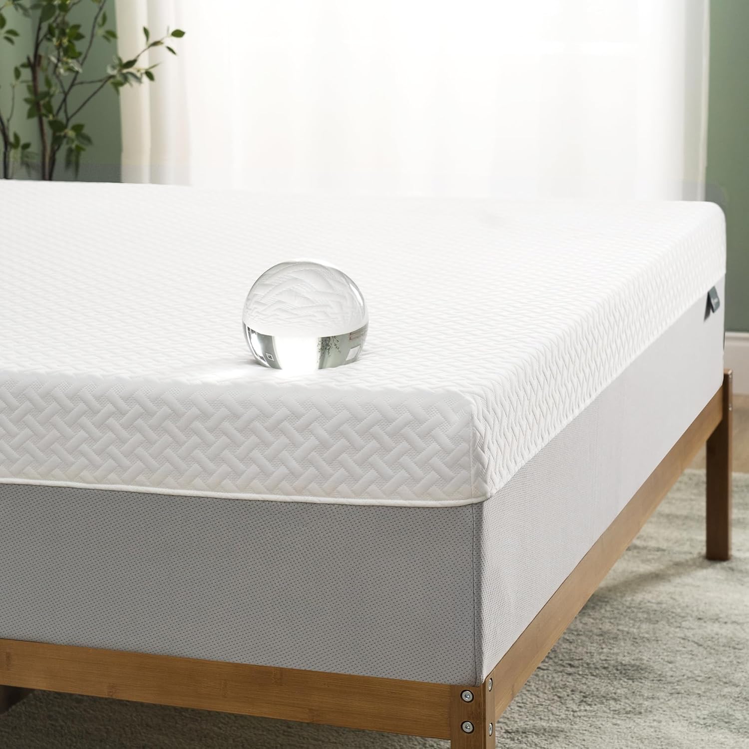 Zinus 10 Inch Green Tea Essential Memory Foam Mattress [New Version], Queen, Fiberglass Free, Medium Feel, Breathable Airflow Memory Foam, Certified Safe Foams & Fabric, Mattress in A Box