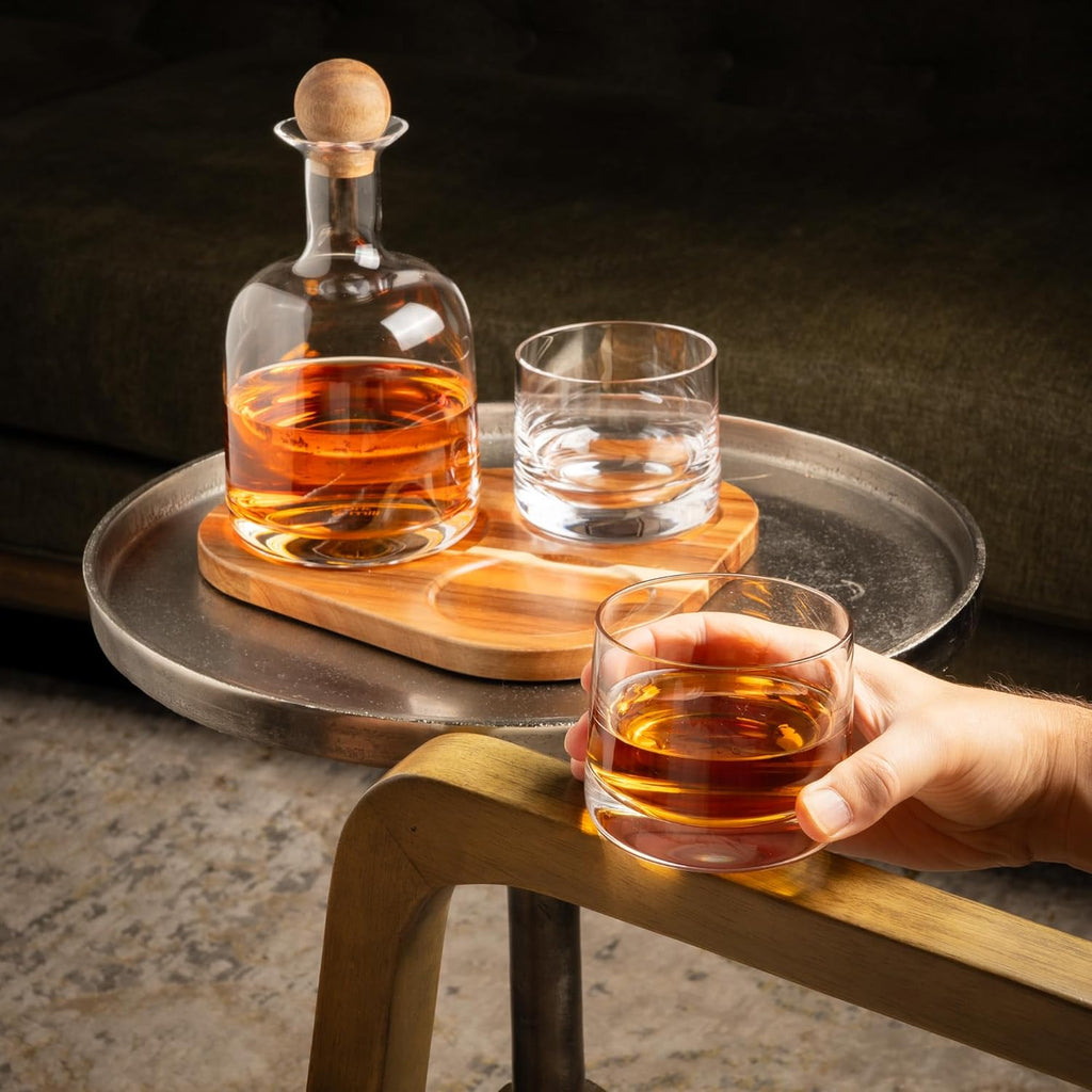 Cork & Mill Whiskey Decanter Set, Hand-Blown Lead-Free Crystal 800ml Liquor Decanter for Bourbon and More, Two 8oz Old Fashioned Glasses, Acacia Wood Stopper & Display Tray, Ideal Whisky Gift Set