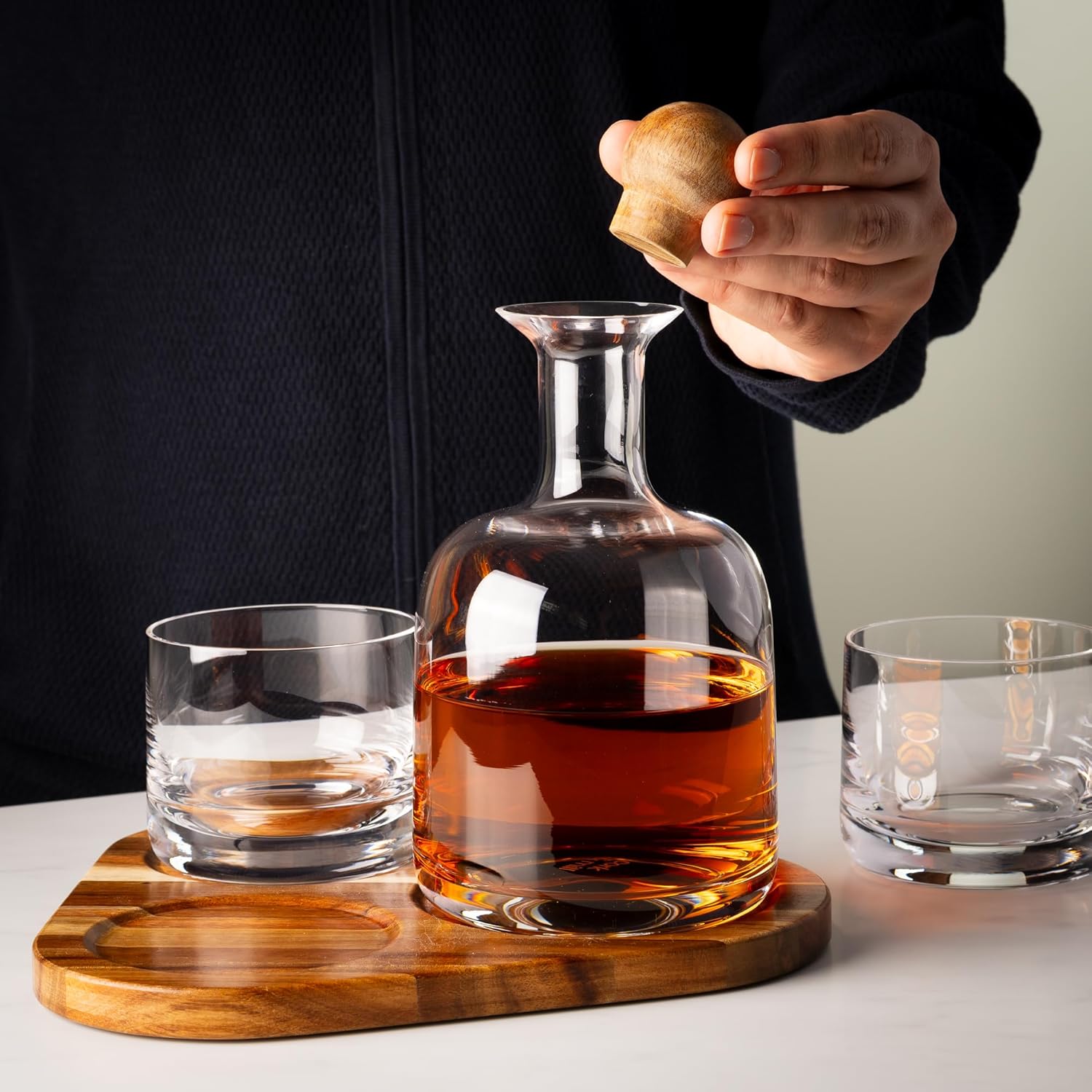 Cork & Mill Whiskey Decanter Set, Hand-Blown Lead-Free Crystal 800ml Liquor Decanter for Bourbon and More, Two 8oz Old Fashioned Glasses, Acacia Wood Stopper & Display Tray, Ideal Whisky Gift Set