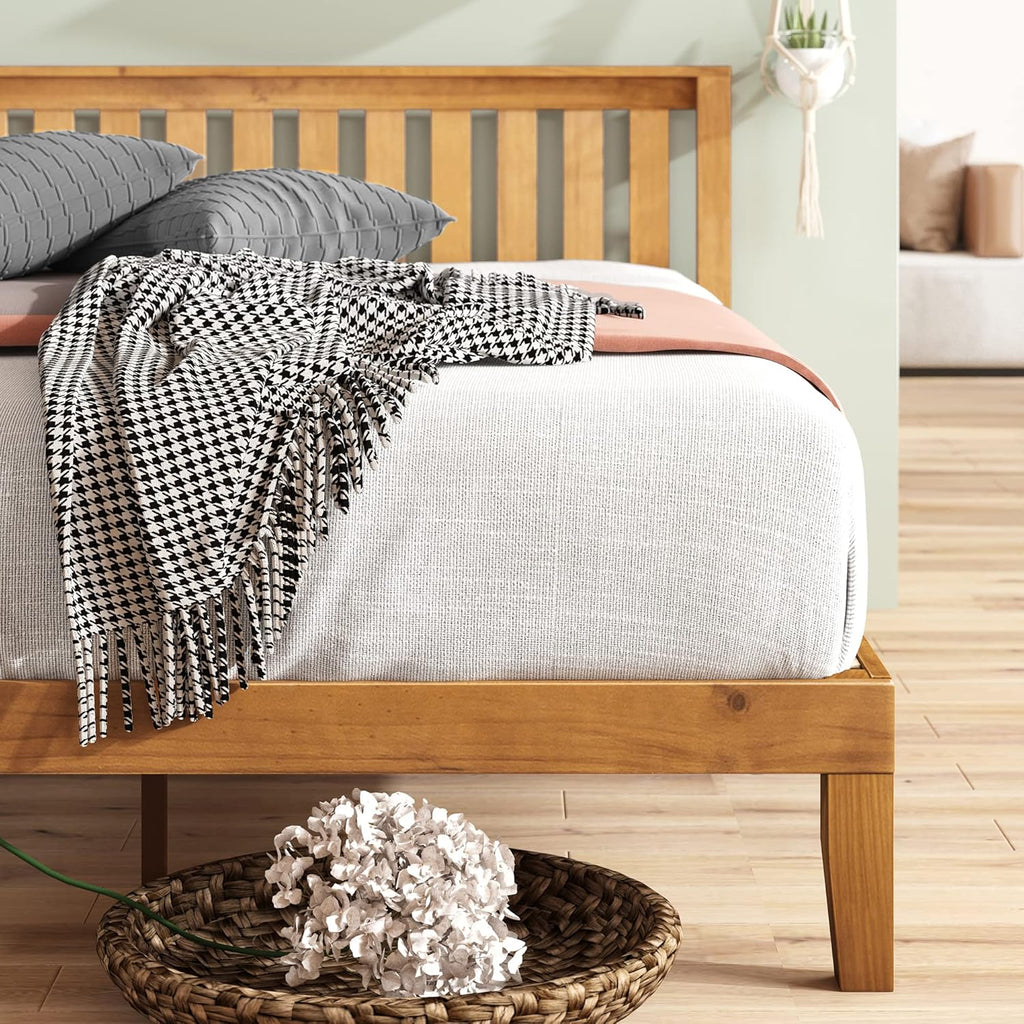 Zinus Alexia Wood Platform Bed Frame with headboard, Solid Wood Foundation with Wood Slat Support, No Box Spring Needed, Easy Assembly, Rustic Pine, Queen