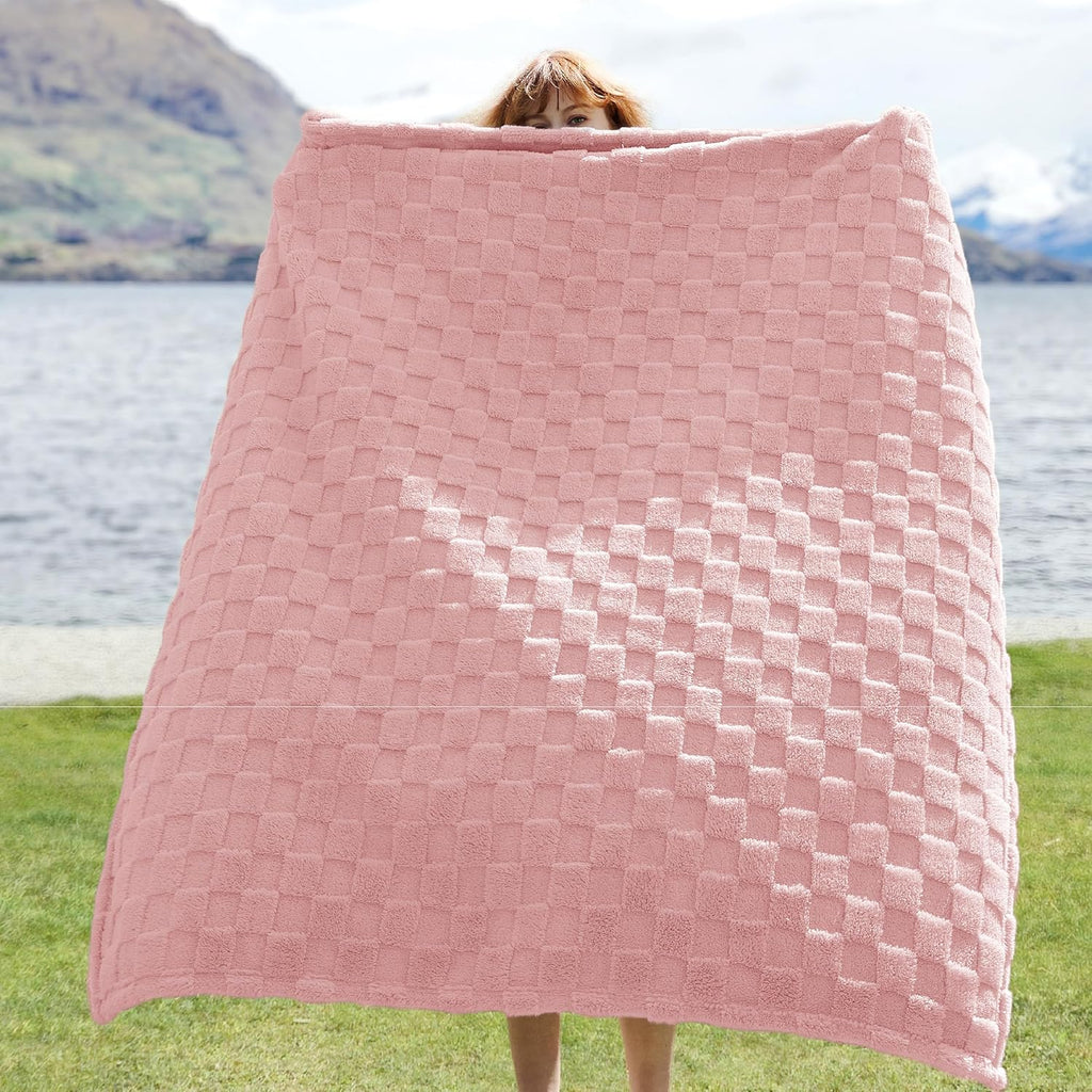 Bedsure GentleSoft Pink Throw Blanket for Couch - Checkered Fleece Blankets, Cute Soft Cozy Throw for Bedroom Home Decor Gifts for Kids Girls, 50x60 Inches