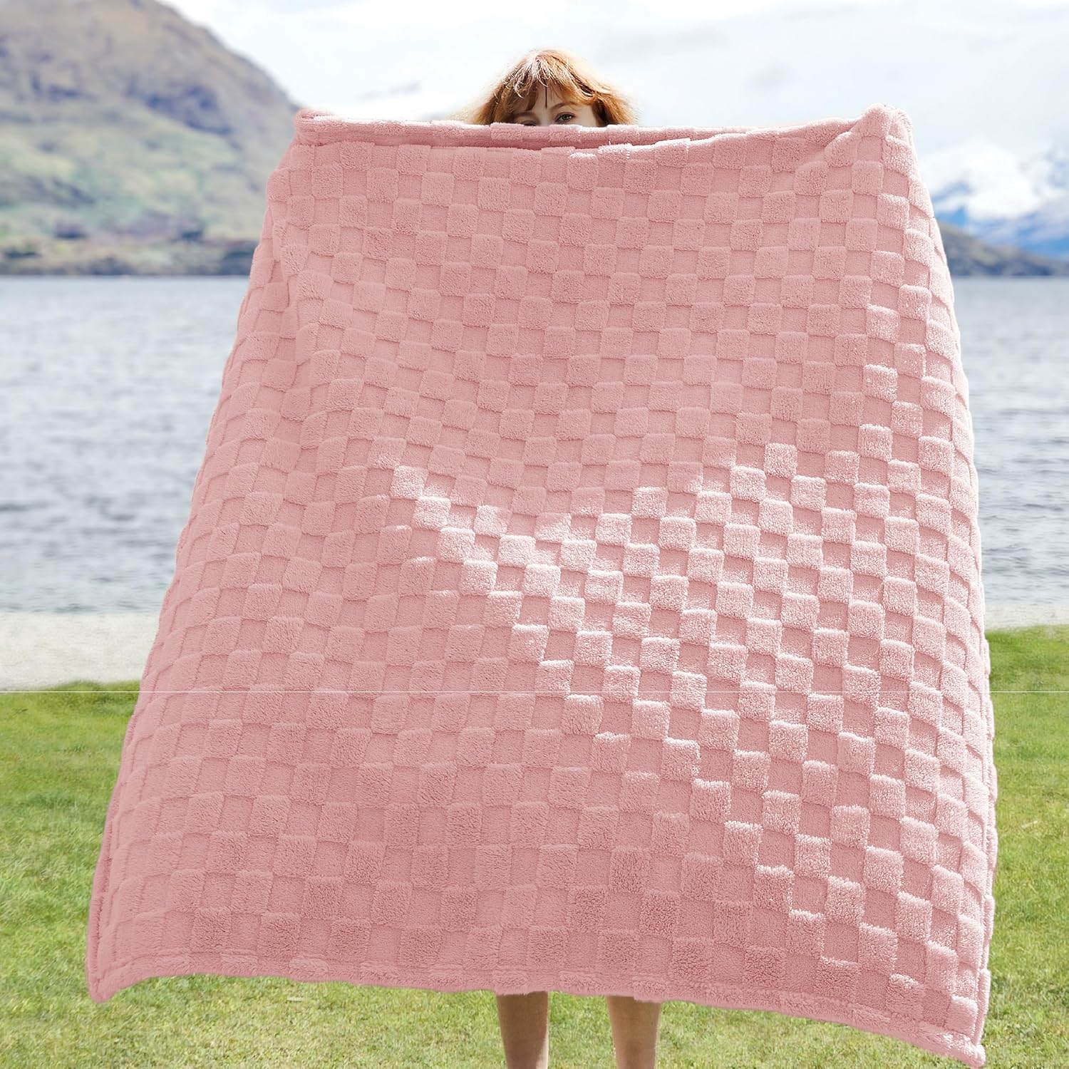 Bedsure GentleSoft Pink Throw Blanket for Couch - Checkered Fleece Blankets, Cute Soft Cozy Throw for Bedroom Home Decor Gifts for Kids Girls, 50x60 Inches