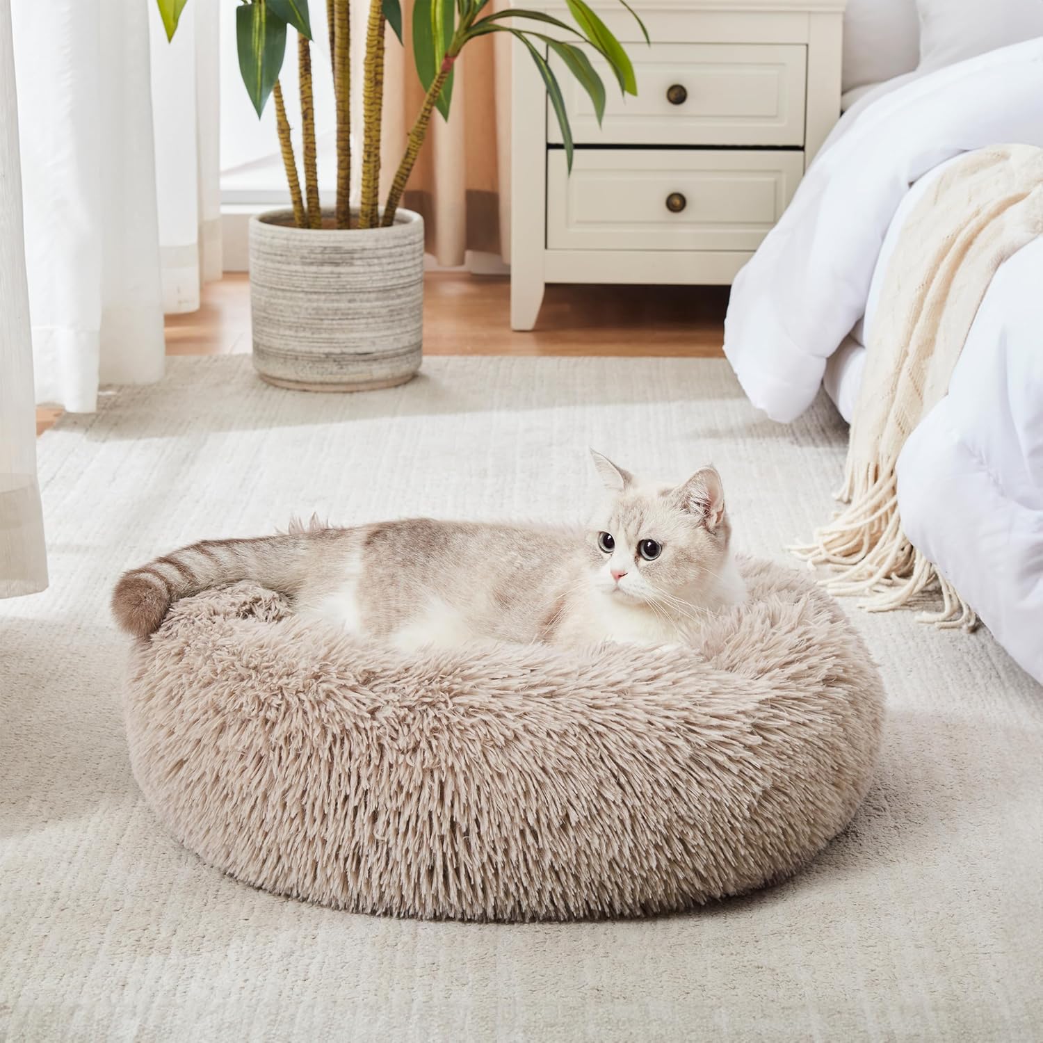 Calming Dog Bed & Cat Bed, Anti-Anxiety Donut Cuddler Warming Cozy Soft Round Fluffy Faux Fur Plush Cushion Bed for Small Medium Dogs and Cats (20"/24"/27"/30")